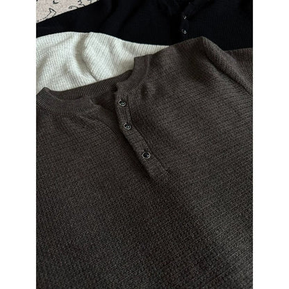 Men's Henley Collar Knit Short Sleeve Polo Shirt in Brown