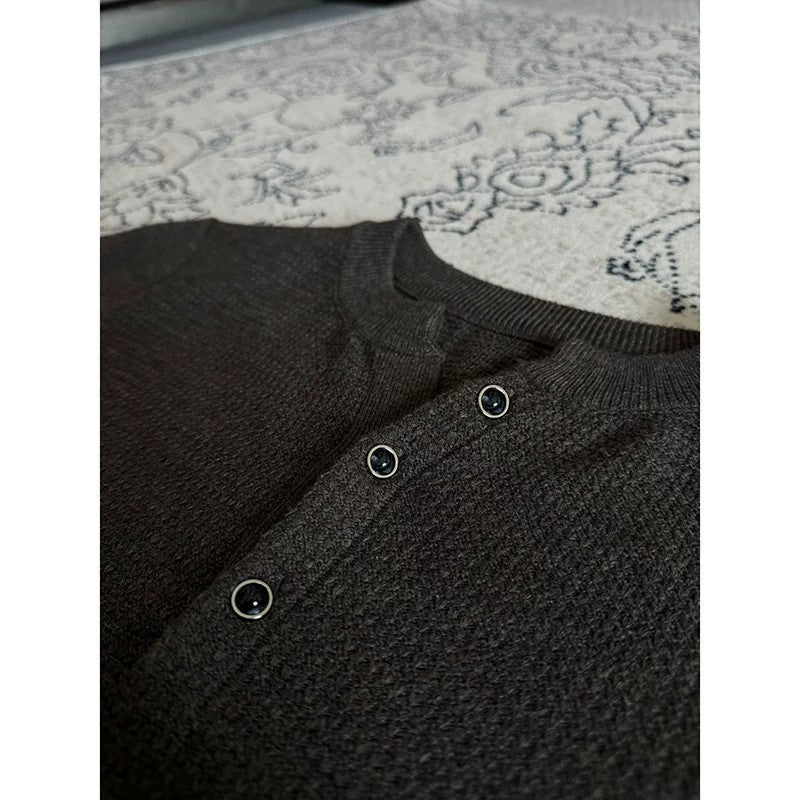 Men's Henley Collar Knit Short Sleeve Polo Shirt in Brown